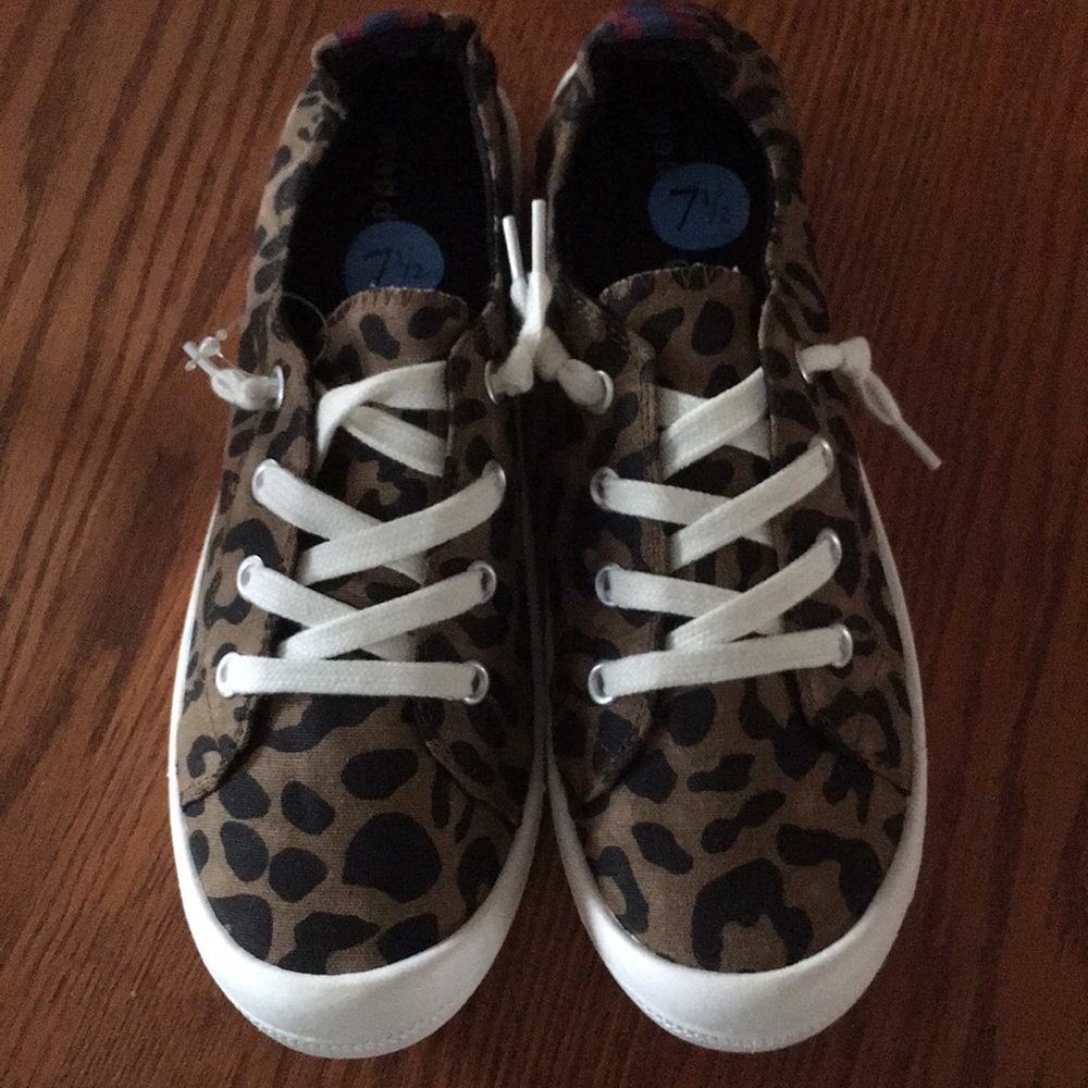 MADDEN GIRL LEOPARD SNEAKER
